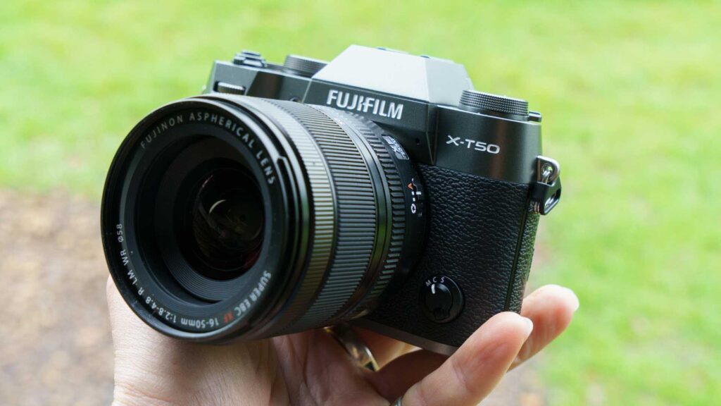 Fujfiilm x-t50 Sông Hồng camera