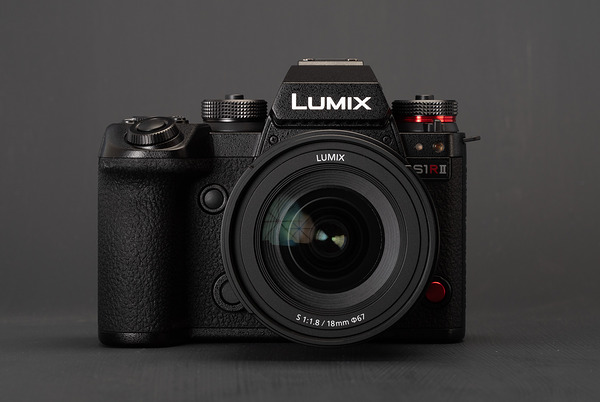  Đánh giá Panasonic Lumix DC-S1RII: chiếc hybrid độ phân giải cao
