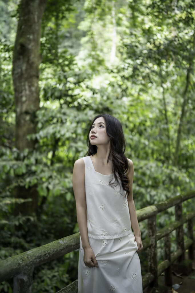 Review nhanh Sirui 35mm f/1.4 tại Vườn Quốc gia Cúc Phương – lens giá tốt với bokeh đẹp, khẩu lớn f/1.4, phù hợp chụp chân dung và du lịch.