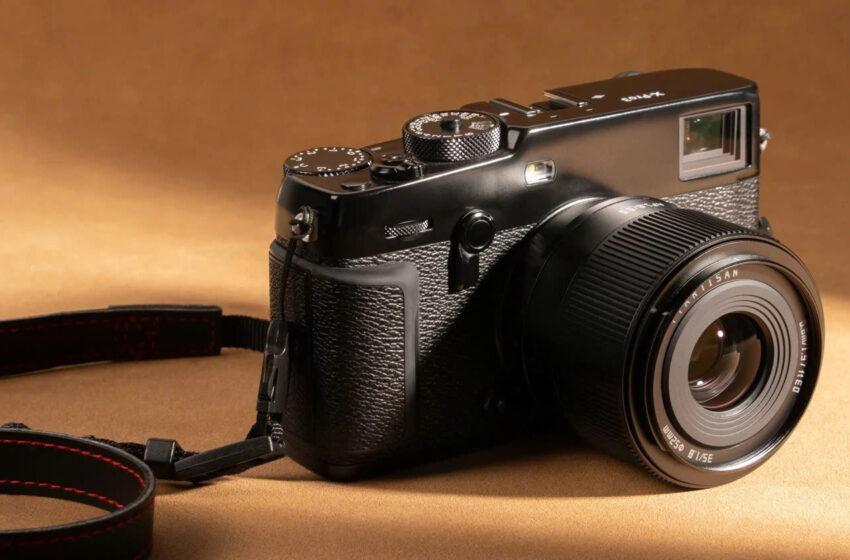  TTArtisan vừa ra mắt ống kính autofocus 35mm f/1.8 nhỏ gọn, nhẹ và giá rẻ dành cho các máy APS-C ngàm Sony E, Fujifilm X và Nikon Z.