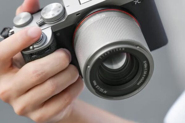 TTArtisan AF 50mm F1.8 NEO màu Titan