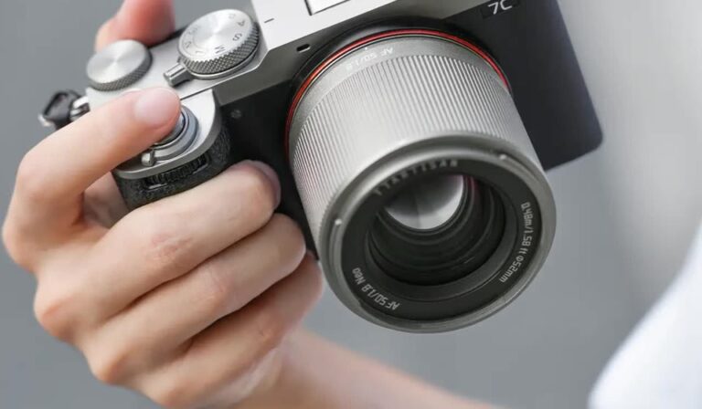 TTArtisan AF 50mm F1.8 NEO có thêm hai màu mới: Titan và xanh ô liu
